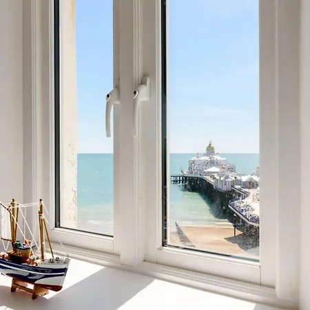 Pier Lookout Apartment Eastbourne Exterior photo